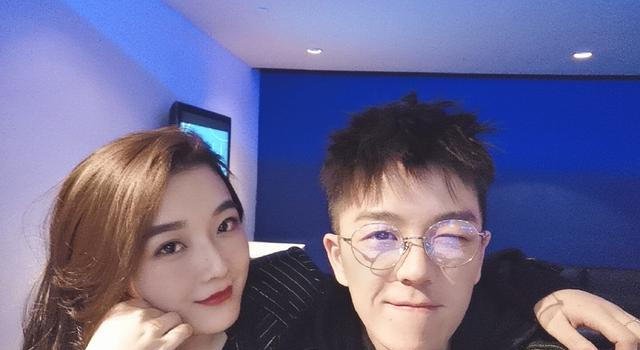 无辜:王栎鑫神吐槽!写歌曝老婆“想着别人”,多名鲜肉无辜躺枪