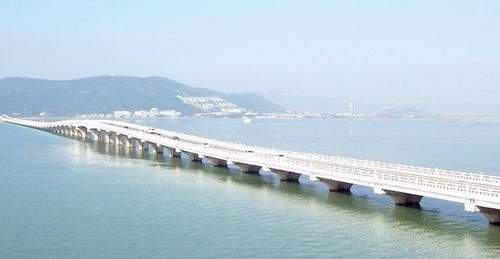  【唯一】中国实力最强地级市, 经济超省会, 是全国唯一GDP过万亿