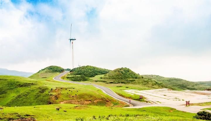 贵州最特别的旅游城市，夏季均温仅19.7℃，空调卖不出去！