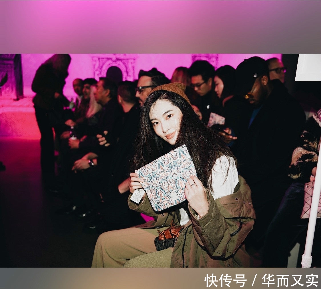  时装秀■陈碧舸亮相纽约时装周 连看三场时装秀行程忙碌
