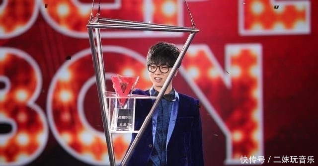 音乐:从屌丝逆袭到男神,华晨宇的经历告诉大家,他是有才不是有病