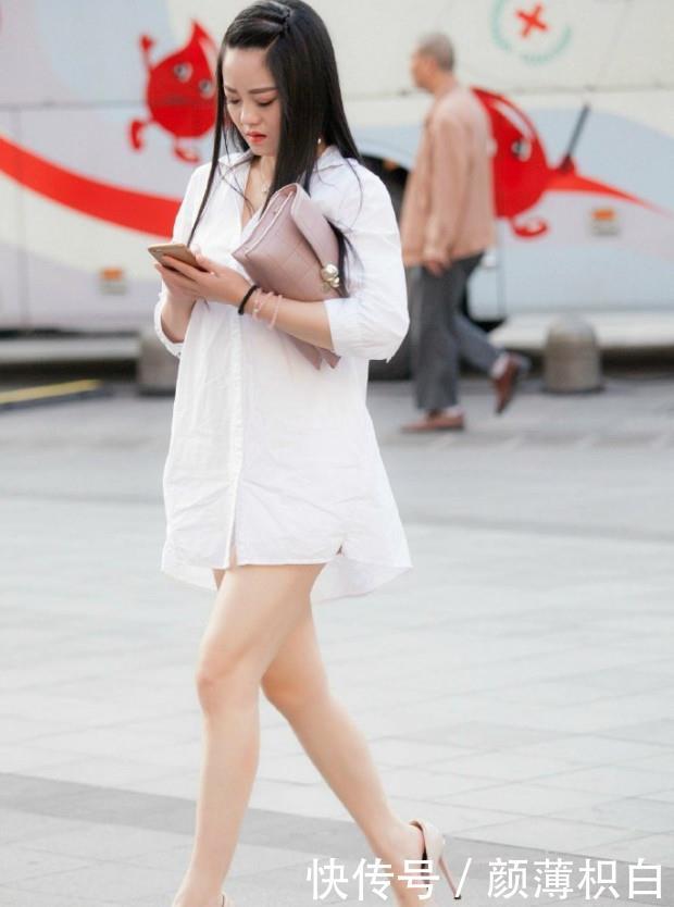 「衬衣」街拍:美丽女神白色衬衣有亮点,凸显完美身材,十分性感