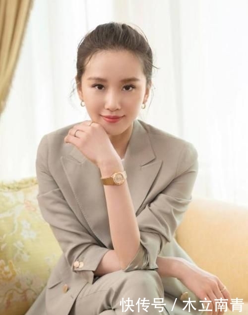  『让自己』“会化妆”和“不会化妆”差距实在太大，学会这4点，秒变高颜值