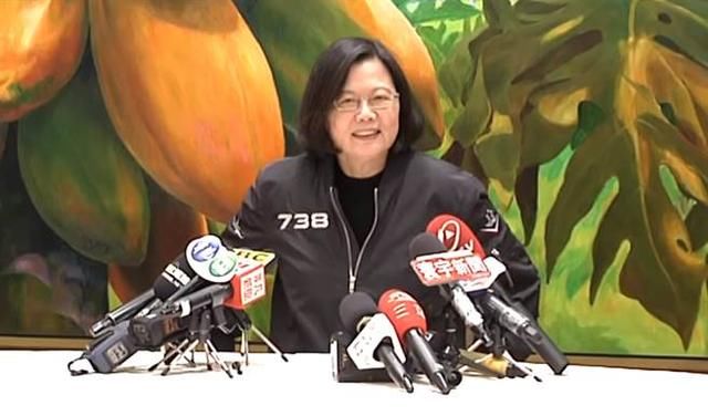 台湾《联合报》谁来解决“问号”？