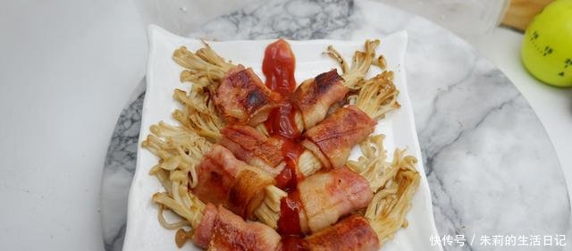 『懒人』好吃又好做的懒人美味——培根金针菇卷的做法来啦