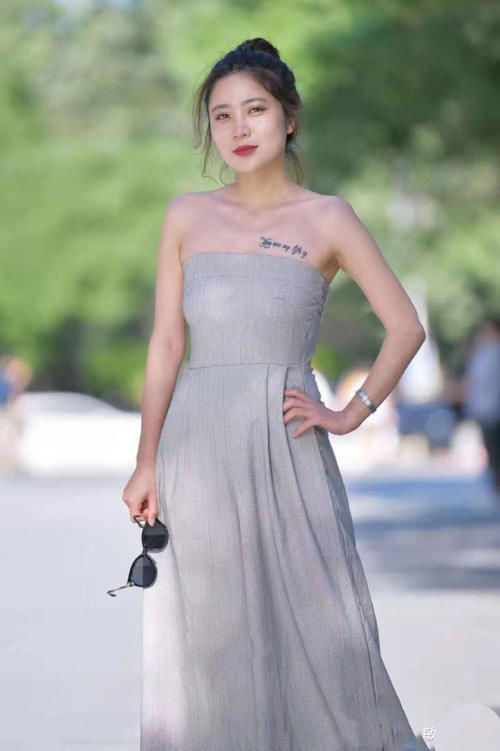  「宽松款式」这种宽松的衣服很不安全，一旦被人踩中了，后果不堪设想吧？