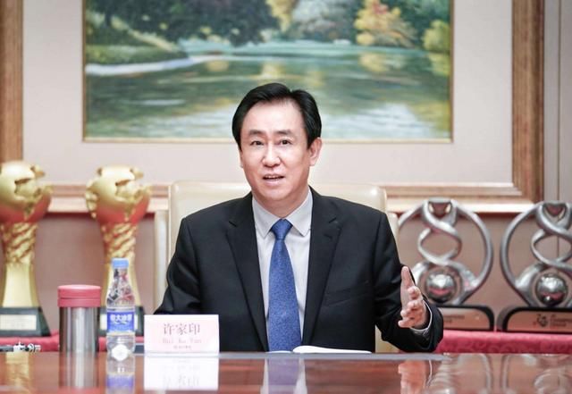 中国赚钱最快的5个富豪:马云和马化腾都输给了他,靠卖房日赚5亿