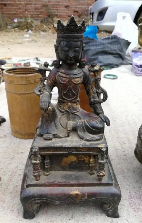  遵化■逛遵化古玩市场，发现宝贝