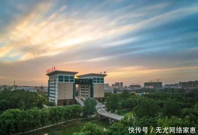  龙湖镇■河南最强的三个镇，一个为全国百强，第二名被称为“中