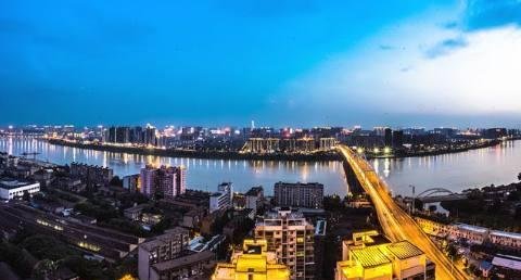  [遗忘]“八纵八横”高铁规划中，被遗忘的2个重要铁路城市