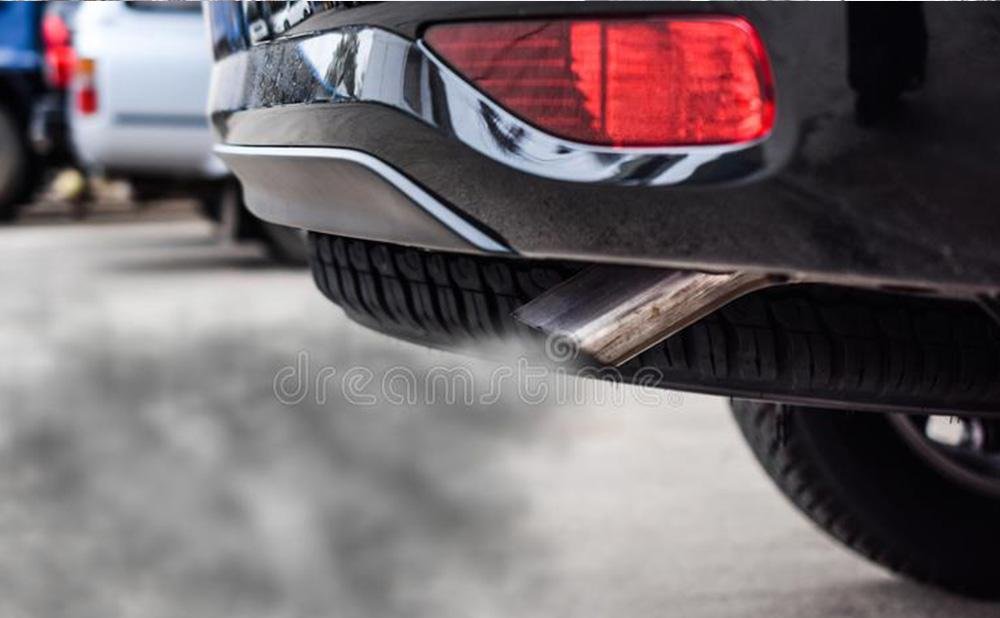 权威！中国燃油车退出时间出台，车主刚买的国六，还能开几年