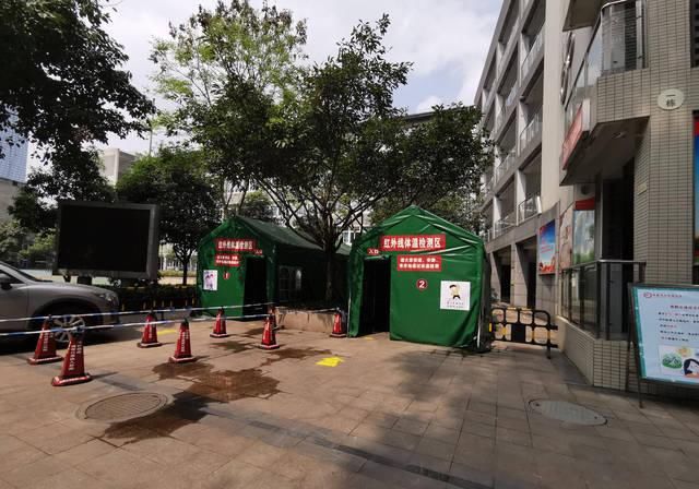  『上放学时』早晚高峰尾号限行，接送学生咋办？成都交警：每个学生家庭可申报1辆车放宽限行