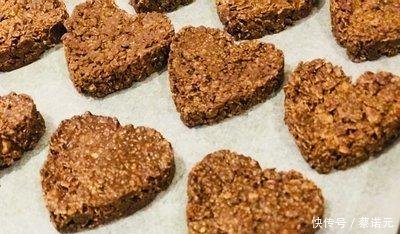  『饼干体』巧克力饼干别再买着吃了，不用水不用油，而且不用烤，在家就能做！
