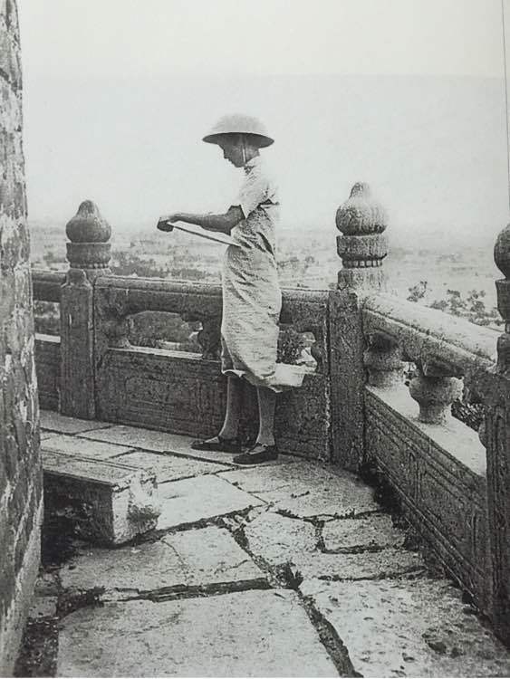  工作：林徽因35张工作照，很是珍贵！每一张都很美！