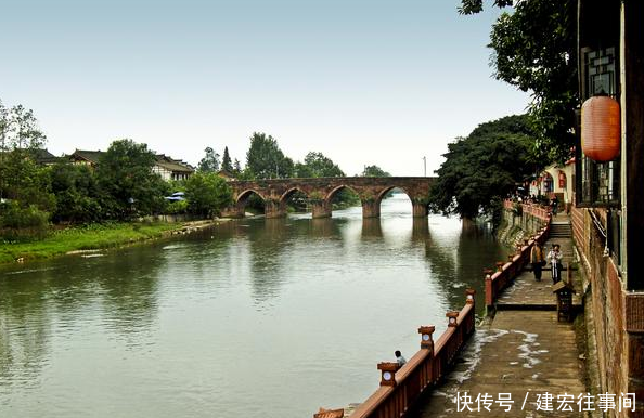 四川省一县级市，23年前“撤县设市”，名字难认好写，名气却很