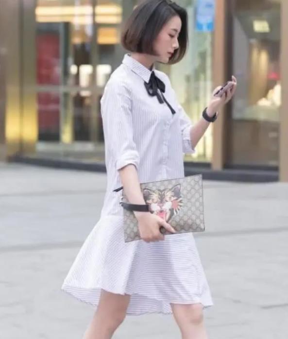 【美女】街拍:名嫒美姝的美女,一件白色的连衣裙,优雅大方气质十足