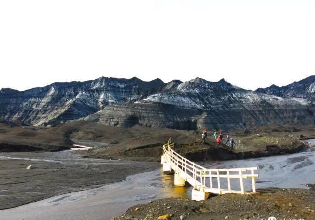 冰岛这么奇葩的国度，怎么会有人在那里居住