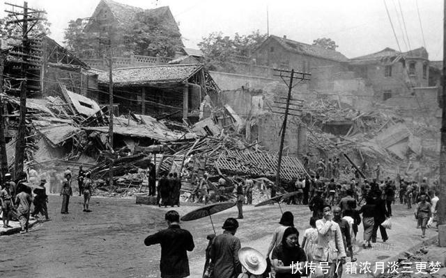  发展：抗战期间，重庆作为多年的陪都，取得了哪些发展