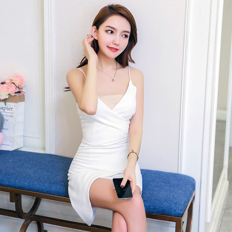 假如你经常去夜店,尽量多穿这些包臀裙,时髦减龄太迷人