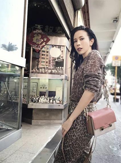 包和爱情，非要选其一？那就要看今年七夕礼物是什么了……