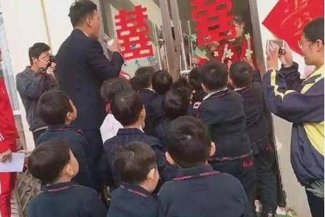  「可耍」“最拉风伴郎团”走红，既可耍帅又能卖萌，伴娘：不忍心下手啦