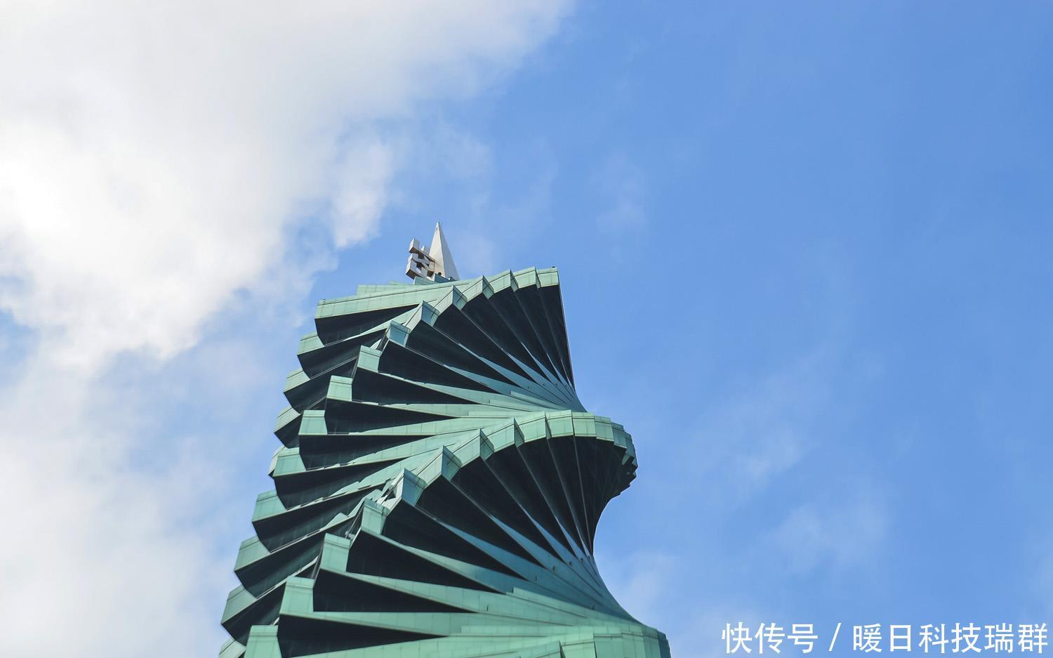  预算■全球最扭曲摩天大楼：243米高还要旋转315度，预算却仅500