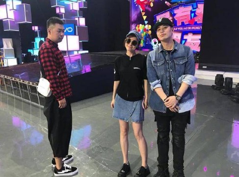 还原真相！ 杜海涛餐厅声明 网友一句话揭秘娱乐圈行业黑幕！