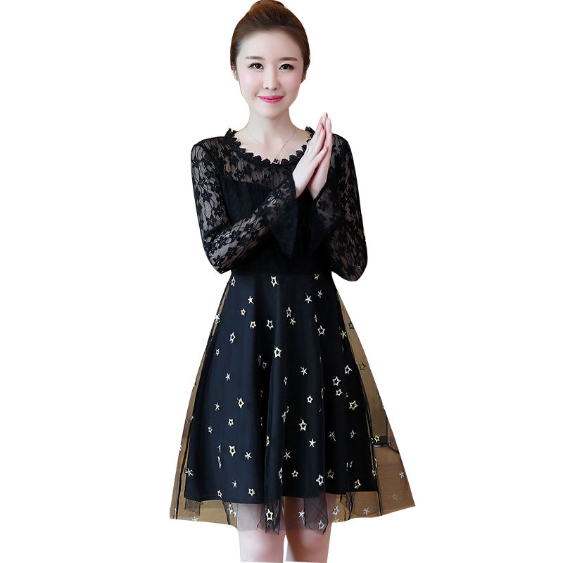 女人尽量不要毛衣配打底裤，漂亮女人都穿连衣裙，时髦