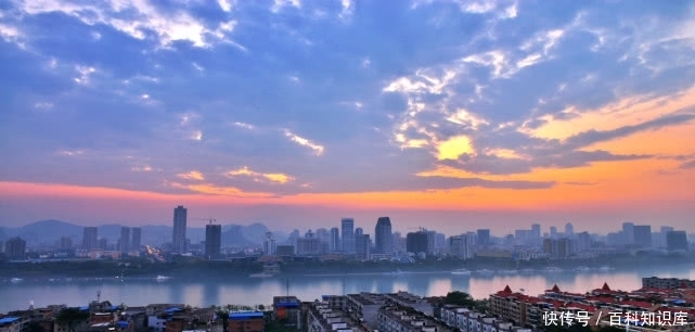 广西第二大城市，竟相当于1.9个柳州，就算钦州联合北海也不敌