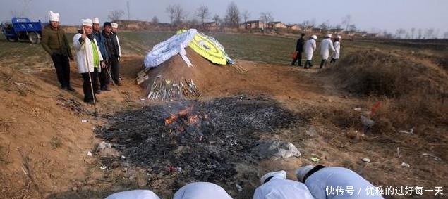 今年起，全国多地区开始殡葬改革试点，以后土葬要改火葬了！