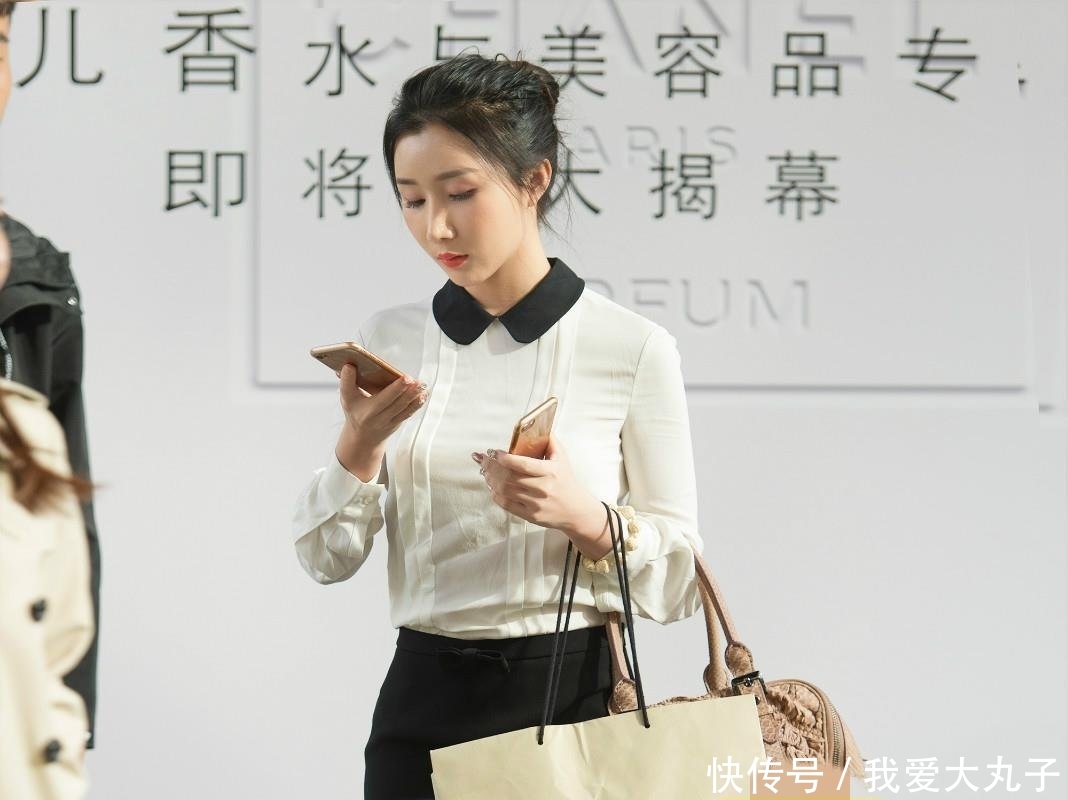 「设计」白加黑,简单不失魅力的职业装
