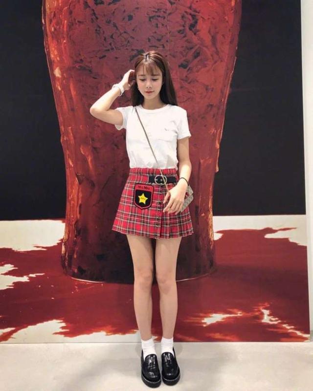 这还是沈梦辰吗？面部僵硬变鹰钩鼻，网友：再怎么整也做不了一姐