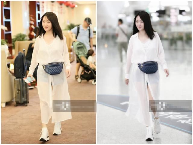 47岁杨钰莹一身白衣藏热裤，笑靥如花甜美少女风，网友:美成20岁