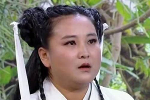 「差距」冯巩四位徒弟能力差距大,被捧的徒弟心术不正,不捧的徒弟已走红