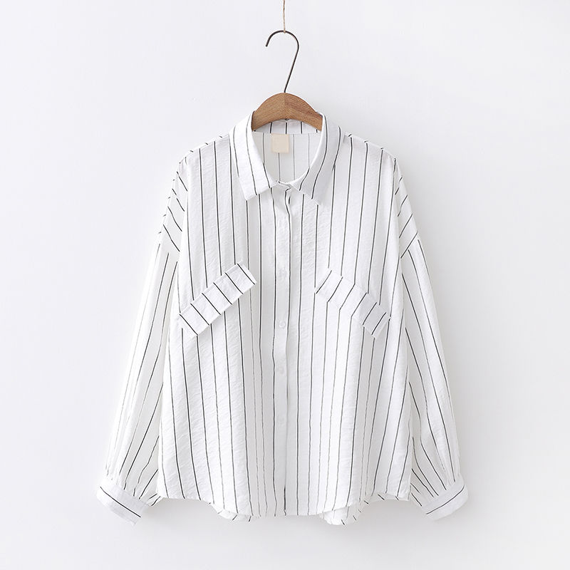 老婆身高不足1米6，也不穿短裙!这件秋装+靴子，显高到不行