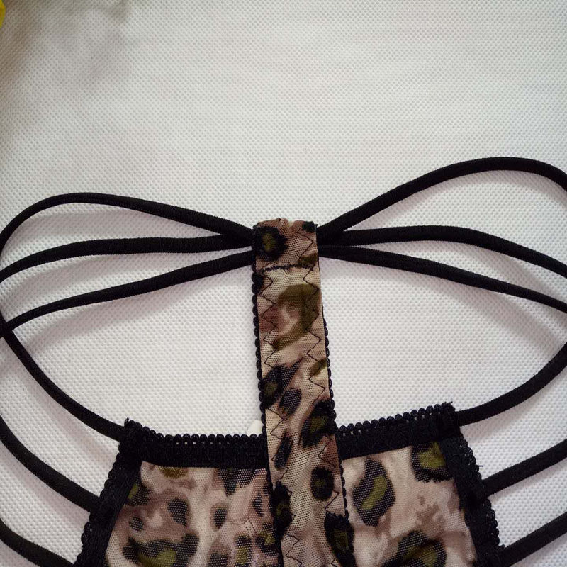 为什么女人不喜欢穿平角内~裤?只喜欢穿三角内~裤，真是美爆了