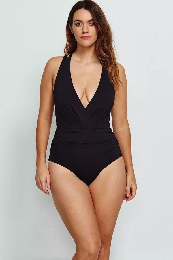 这10位时尚圈的大码模特 帮你找回体重上的自信