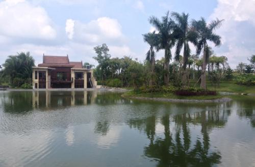 风景不亚于三亚的海南旅游城市，景色优美，是一个旅游休闲度假的