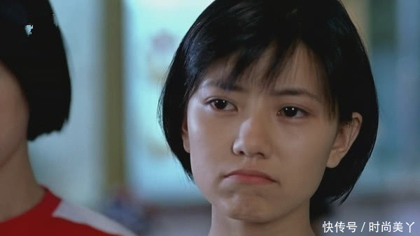 高圆圆剪了个短发嫩到飞起,跟20年前一模一样,哪像有38岁啊?