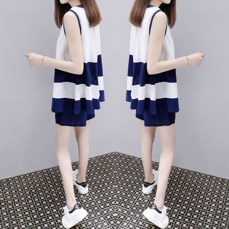 昨天才上市的短裤套装，媳妇一口气买5件，配高跟鞋穿，更迷人了