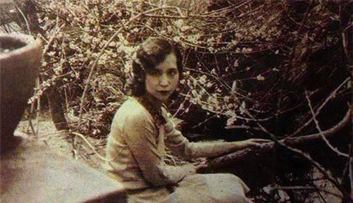 『黄逸梵』杨绛评价张爱玲:长得难看,还死要面子爱出风头,你们都高看她了