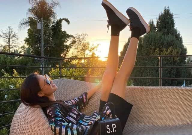 【绸缎】绸缎又俗又难穿?现在开始修改你的偏见了!