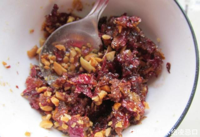 「糯弹」清明马上就要到了,手把手教会您青团做法,软糯弹牙超好吃,清香