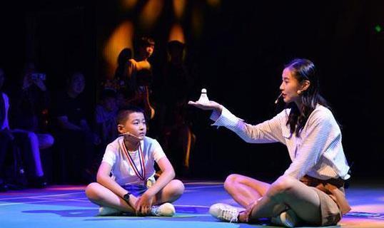 她是中国羽坛最美球员，曾经“两王一李”之一，如今变成了这样！