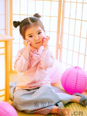 甜美儿童花样发型 清新甜美更多几分可爱感