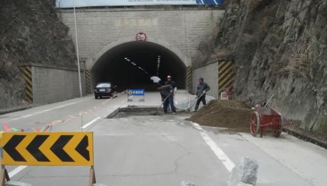  「沥青路面」混凝土修建的公路寿命更长，现在为何要禁止？专家