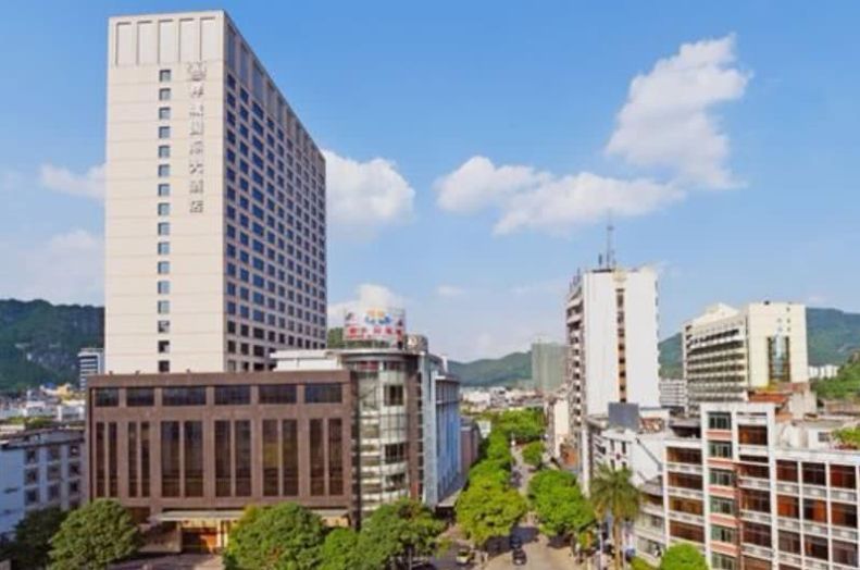  #凭祥#广西最大的边境口岸城市，与越南谅山省山水相连，你来过