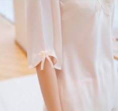 老式的家居服过时了，当下正流行这样的冰睡衣，迷人性感太漂亮了