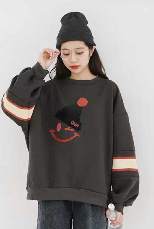  女生■00后女生得知道，卫衣要选择这些款式，才是凹造型的必备单品！
