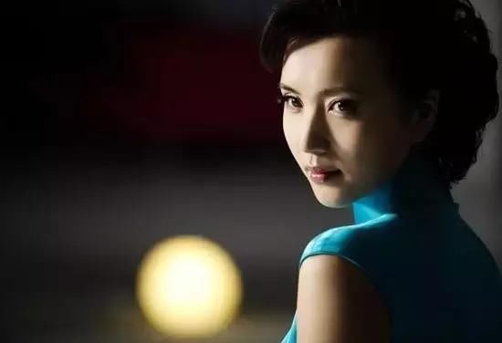 50张勾魂女子旗袍照片，真养眼！